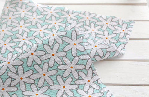 Cotton Seersucker Plisse, Daisy Flowers, Pink, Mint Blue or Gray - By the Yard 78297 /75678