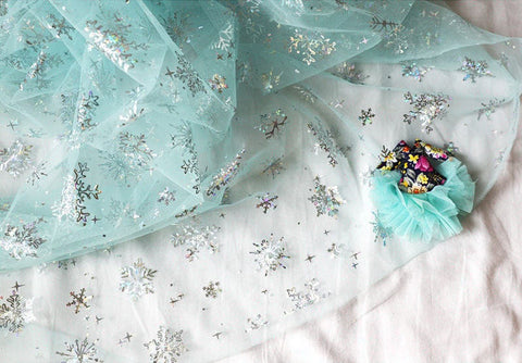 Fat Quarters Snowflakes Mesh Fabric, Frozen Queen Elsa Fabric - Fat Quarter Pack - 25144