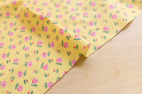 Moly Flower Cotton Fabric in Yellow, Quality Korean Fabric - Fabric By the Yard / 54652