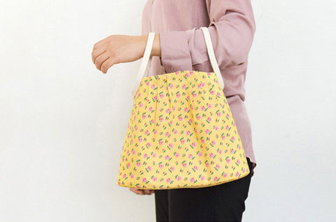 Moly Flower Cotton Fabric in Yellow, Quality Korean Fabric - Fabric By the Yard / 54652