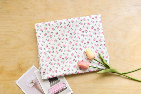 Moly Flower Cotton Fabric in White, Quality Korean Fabric - Fabric By the Yard / 54651