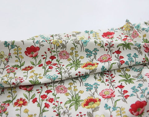 Flower Garden Oxford Cotton Fabric - Ivory or Navy - Home Decor Fabric By the Yard / 39379