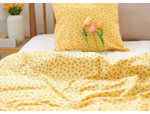 Moly Flower Cotton Fabric in Yellow, Quality Korean Fabric - Fabric By the Yard / 54652