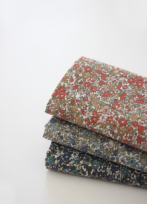 Country Floral Thin Cotton Fabric - Wide Width - In 2 Colors - Quality Korean Fabric By the Yard / 93298