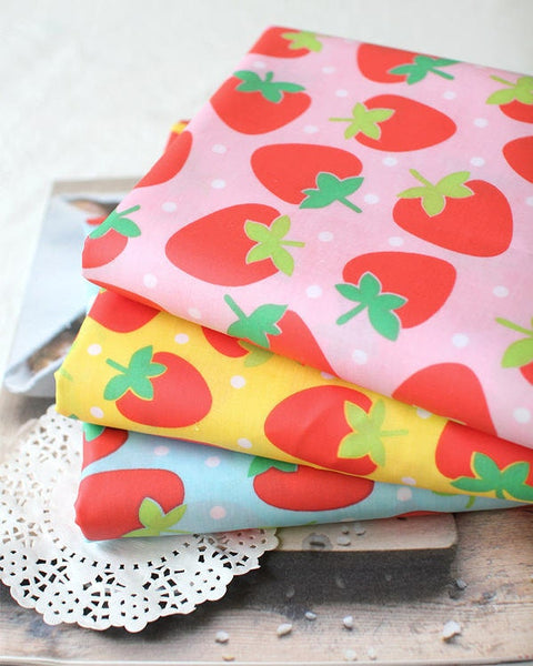 Waterproof Fabric Strawberry Laminated Cotton Blend Fabric - Pink - By the Yard 39427