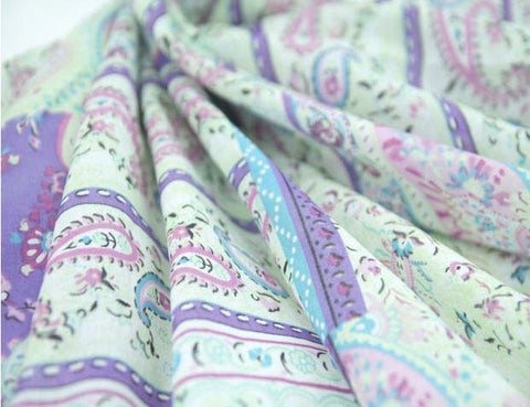 Semi-sheer Cotton Fabric - Paisley - Lightweight and Thin - 59" Wide - By the Yard / 76377