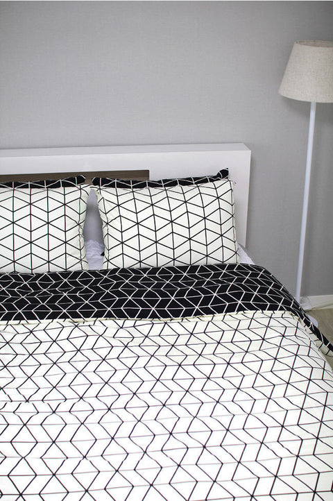 Modern Print Oxford Cotton Fabric Geometric - Black or Ivory - By the Yard 81765