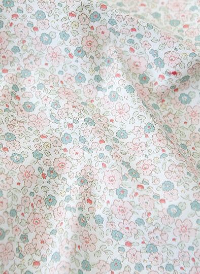 Flowers Cotton Fabric, Floral Fabric, Spring Flower Fabric - Pink - By the Yard 84567-1